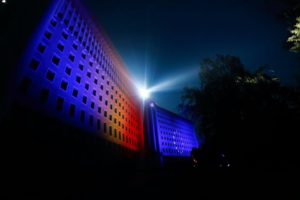 parlament iluminat tricolor ue 