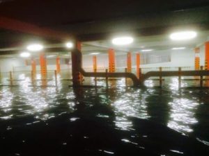 aeroport parcare inundat