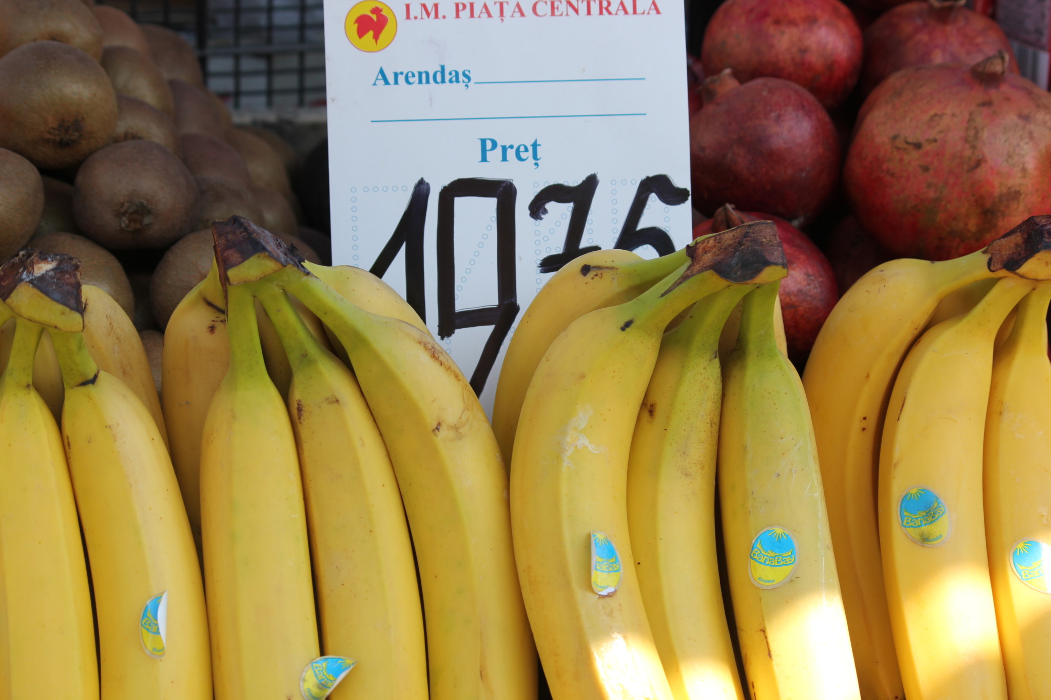piata-centrala-31-banane