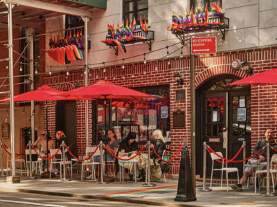 Stonewall Inn zilele noastre/ Zack DeZon