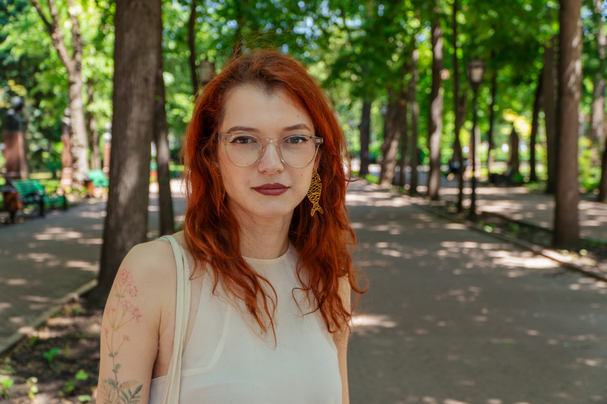 „Măcar pot să le arăt oamenilor că nu sunt singuri.” Interviu cu poeta Anastasia Gavrilovici