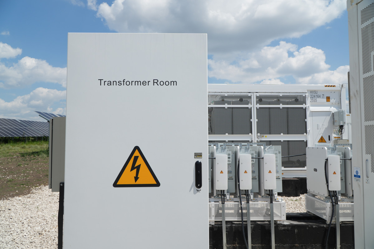 Energia de la prânz, soluția pentru seară: de ce Moldova are nevoie de baterii